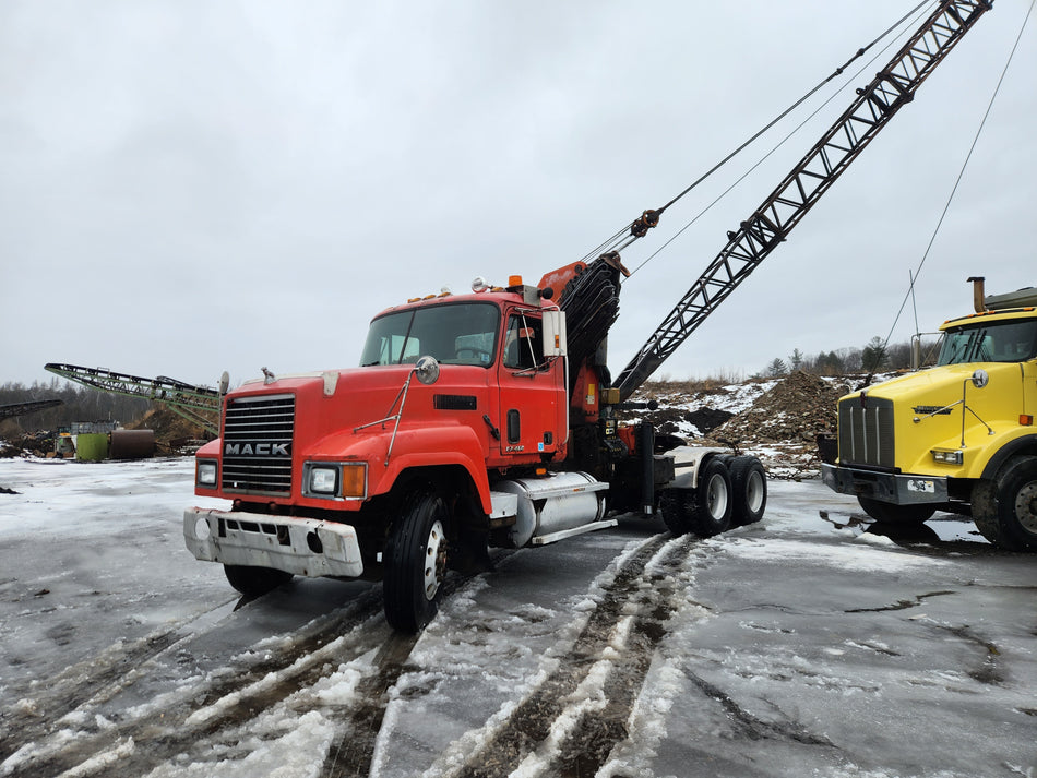 2000 Mack CH Tractor Palfinger PK26500