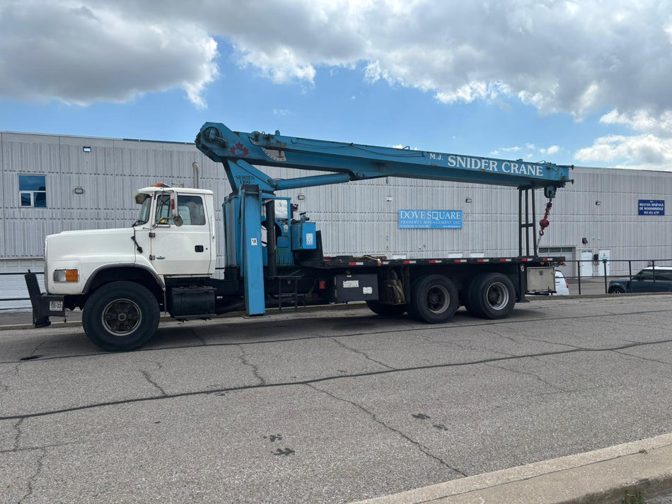 1997 Ford 28t National 1195