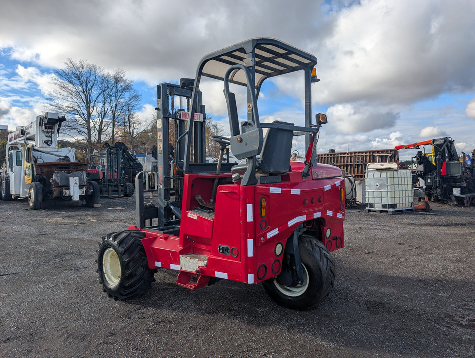 2007 Moffett 5500lbs Forklift