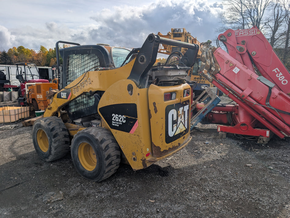 09 Cat 262 Skid Steer