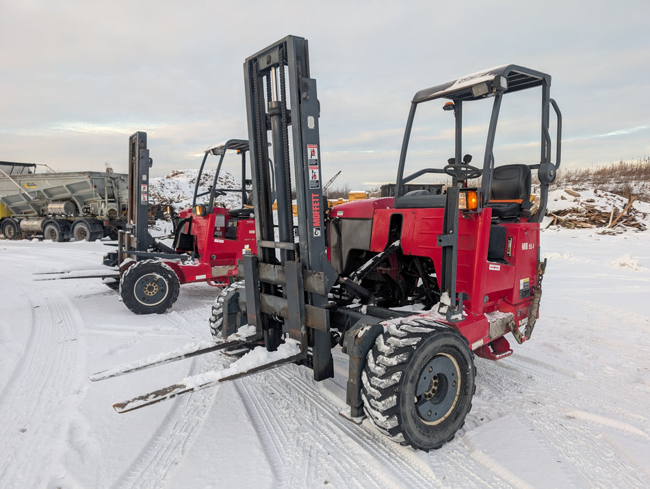 2015 Moffett M8 5500lbs