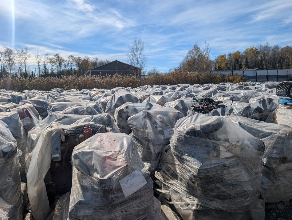 Lots of Used Truck Engines: Cummins, Detroit, Mercedes, Cat (Bulk and Container Loads)